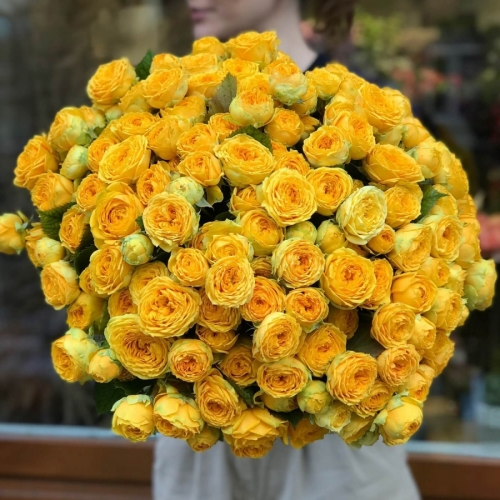 Букет из 101 желтой пионовидной розы